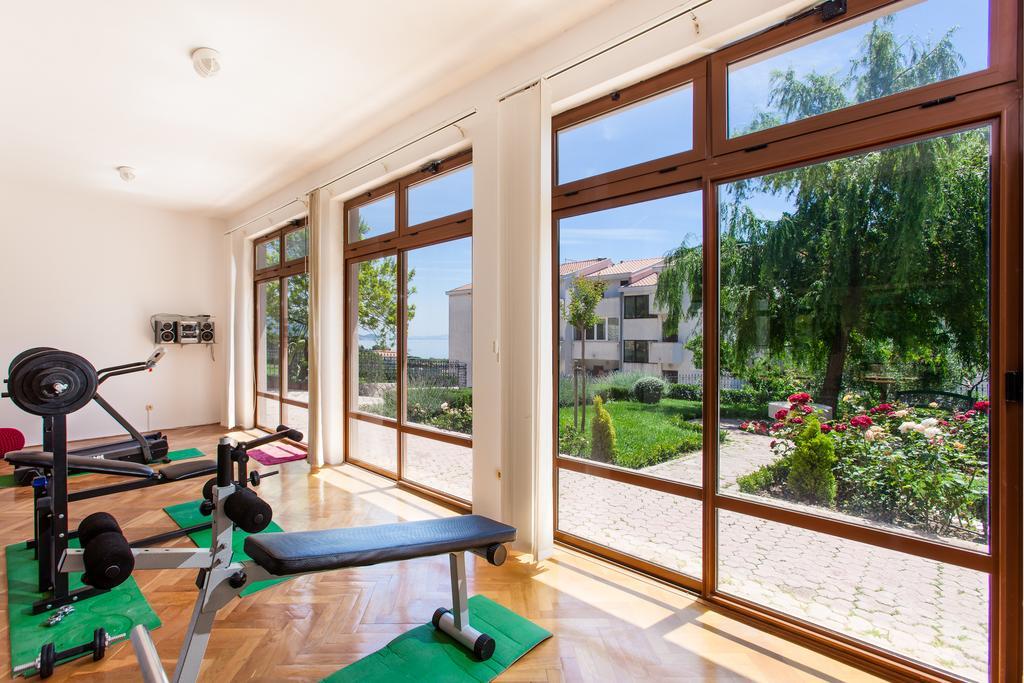Villa Sea Breeze Split Exterior photo