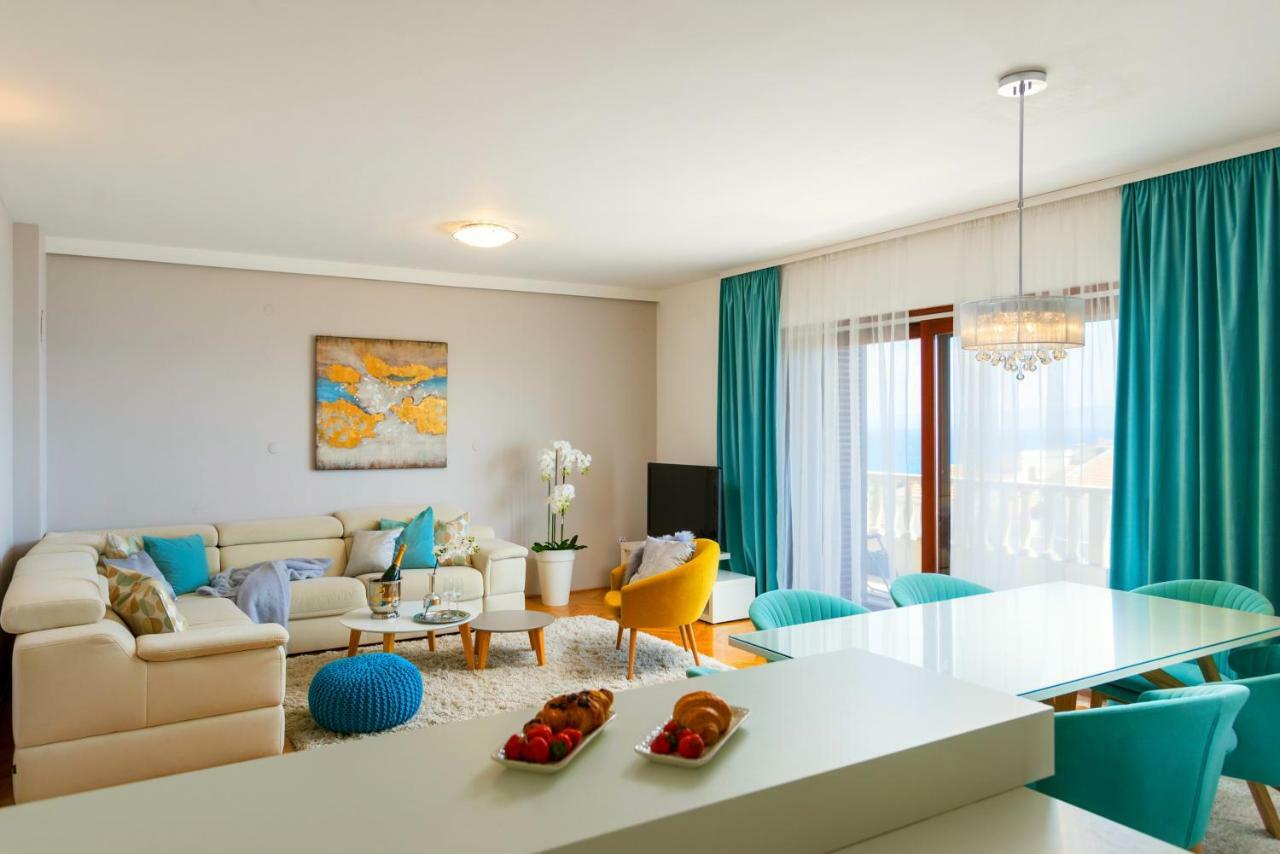 Villa Sea Breeze Split Room photo