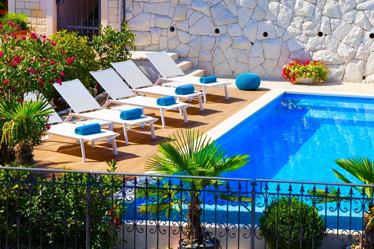Villa Sea Breeze Split Exterior photo